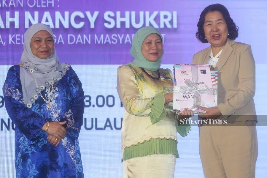 Govt shifts focus to men in tackling low fertility rate