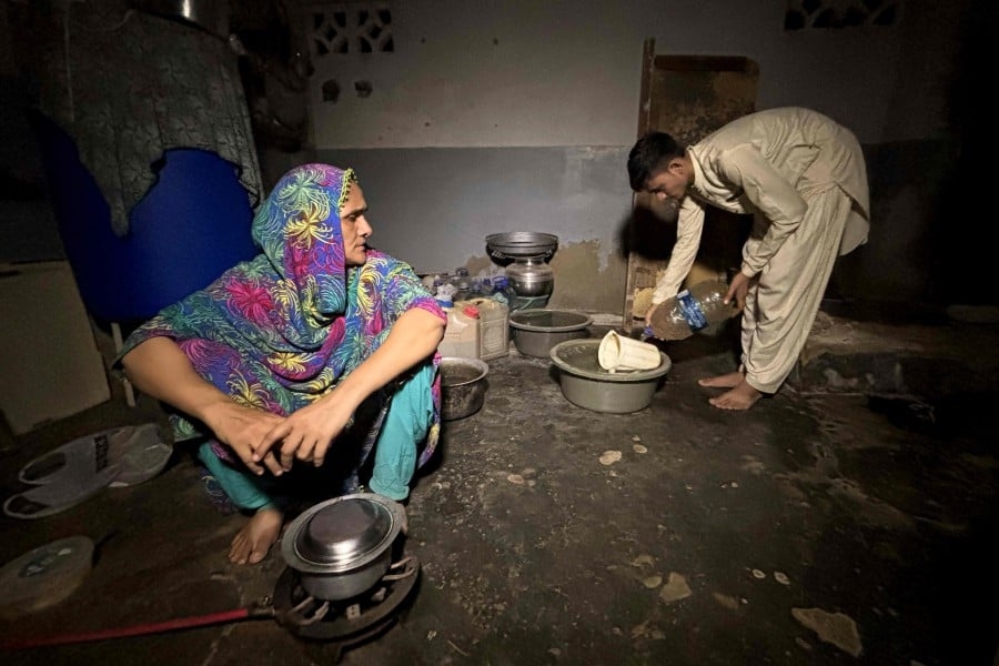 Without papers: Ghost lives of millions of Pakistanis