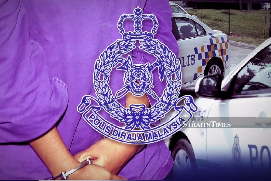 Foreigners who tried to bribe cops had overstayed, held expired documents
