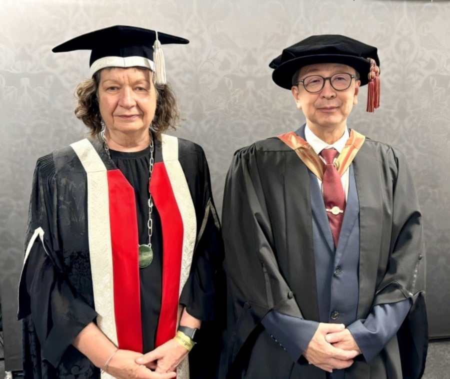 LBS Bina chief returns to Cardiff University as distinguished alumni speaker