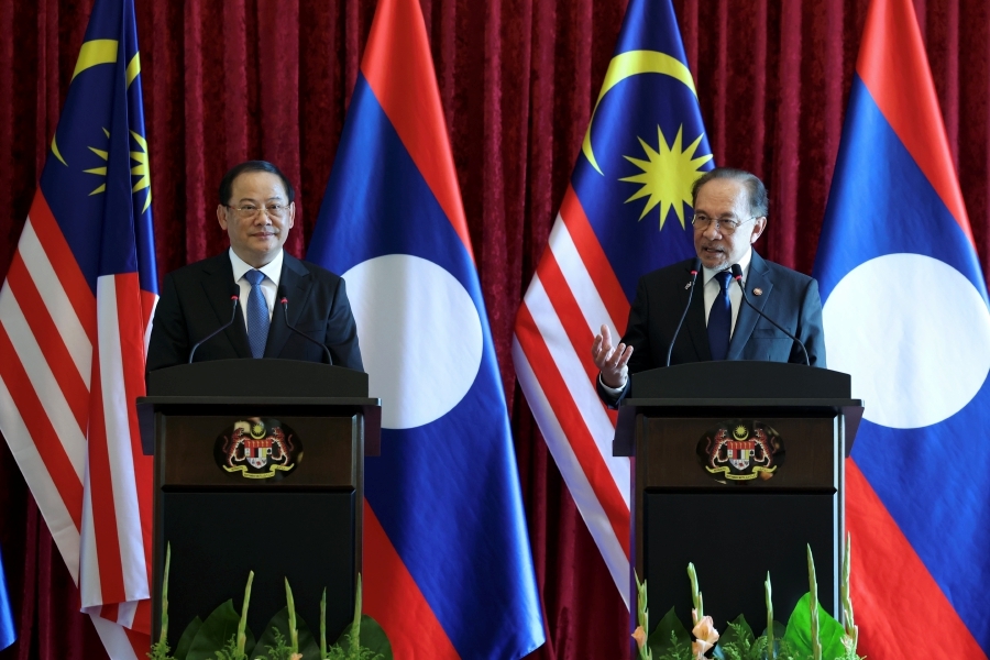 Anwar highlights strong Malaysia-Laos ties, investment confidence