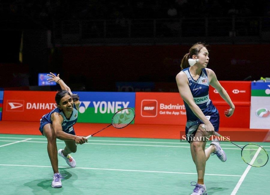Pearly Tan-M. Thinaah crawl into Indonesia Open last eight