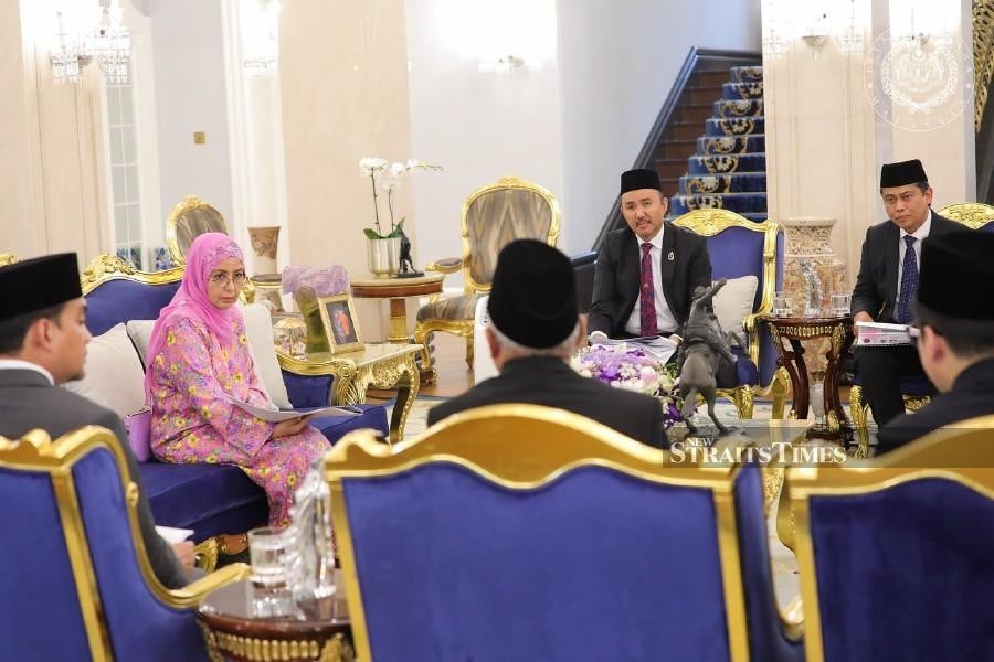 Queen aims to expand BJB programme to Taman Plentong Utama flats in Masai