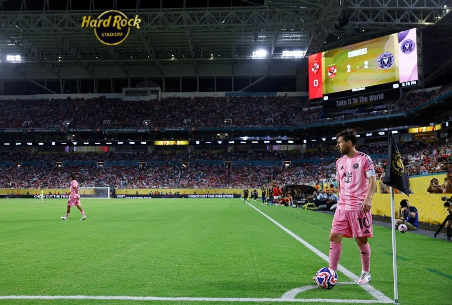Messi denied late winner in Club World Cup opener