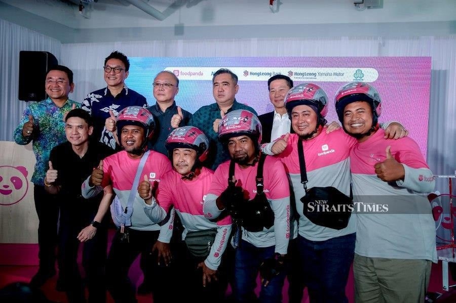 Don't penalise delivery riders for delays beyond their control, says Loke