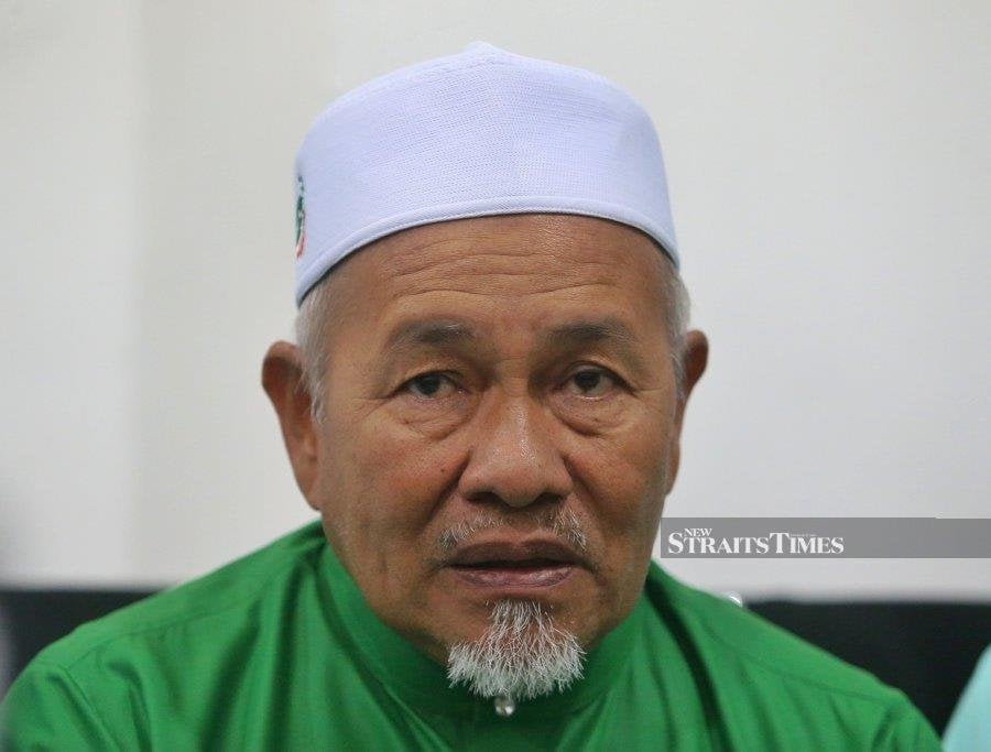 Tuan Ibrahim defends Qunut Nazilah after PM's disapproval of politicisation