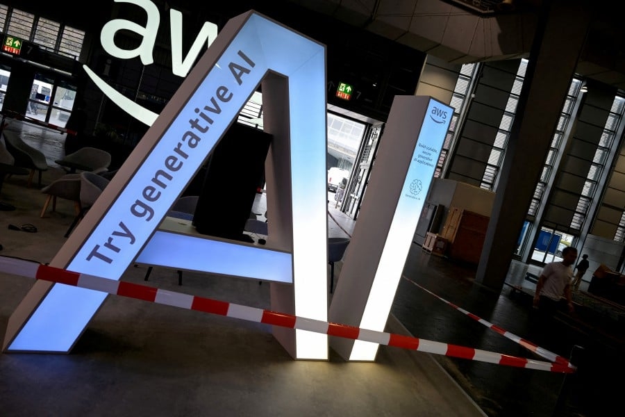 BT boss Kirkby expects AI to deepen job cuts