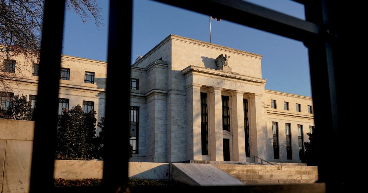 US Fed set to hold rates steady in the face of Trump pressure