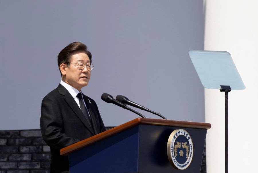 South Korea's Lee, Trump agree to work towards swift tariff deal