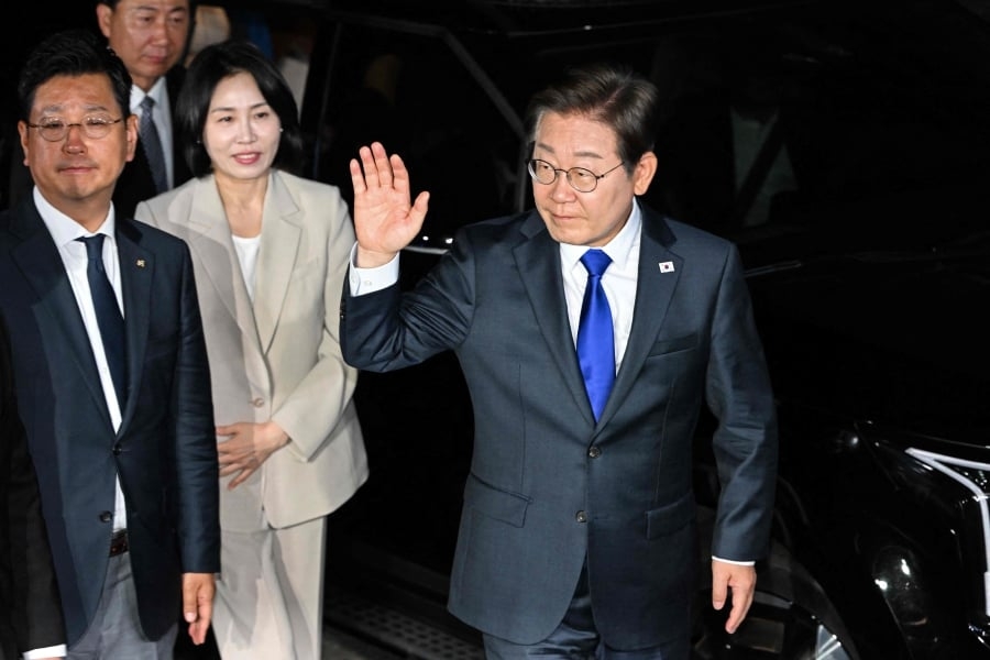 South Korea's Lee hails voters 'great decision' as poised to win presidency