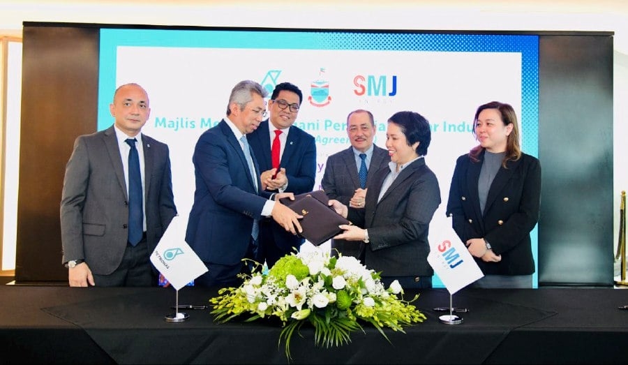 Sabah to acquire 25pct stake in ZLNG facility