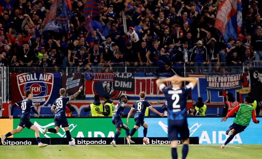 Last-gasp Scienza strike keeps Heidenheim in Bundesliga
