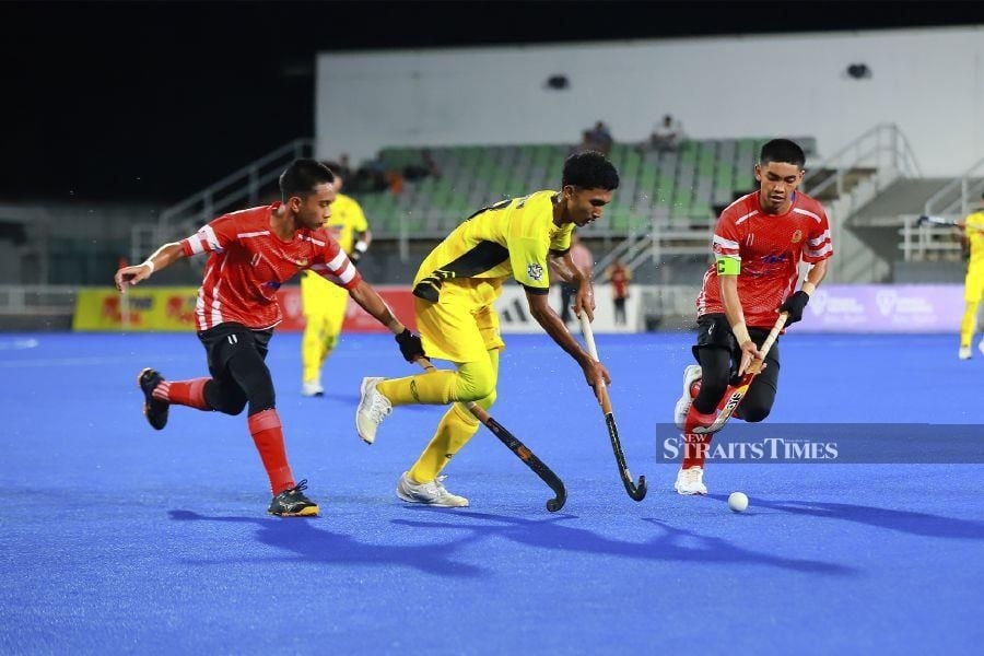 Tenaga's Thunderbolts sweep the board to reach MJHL semis