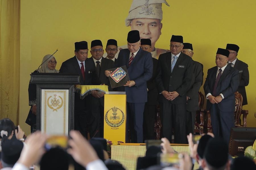 Sultan Nazrin opens new NRD office in Taiping