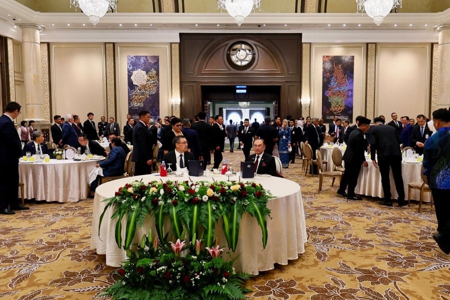 PM hosts luncheon in honour of visiting Kyrgyz president Sadyr Zhaparov