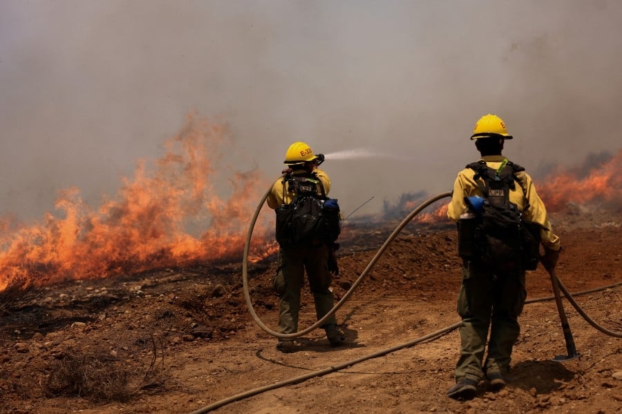 California hit by largest wildfire of the year, 52,000 acres scorched