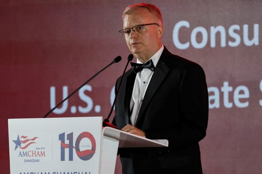 US, China officials clash at Shanghai business event