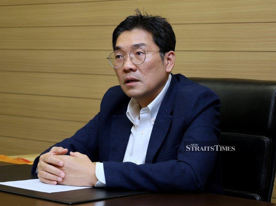 MP urges insurers to extend reinstatement application period