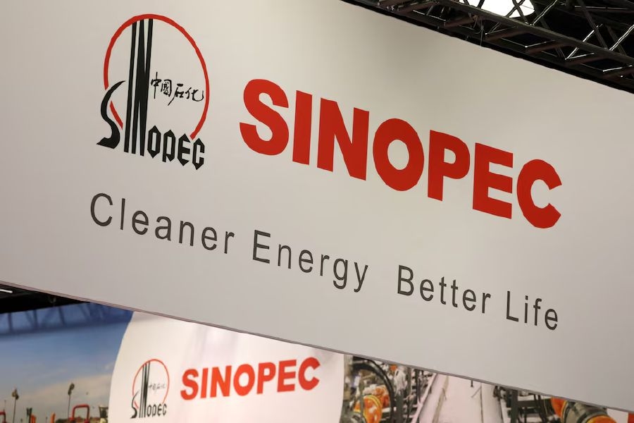Sinopec resumes Russian oil purchase after short pause amid sanctions risks