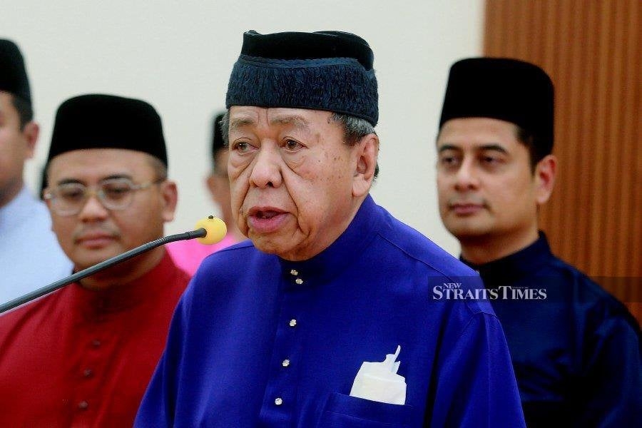 Sultan of Selangor laments rise in haj scams, calls for firm action