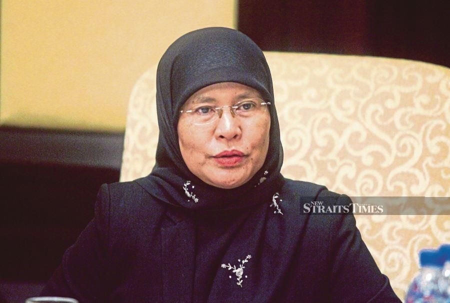 Tengku Maimun: Upholding constitution key to investor confidence