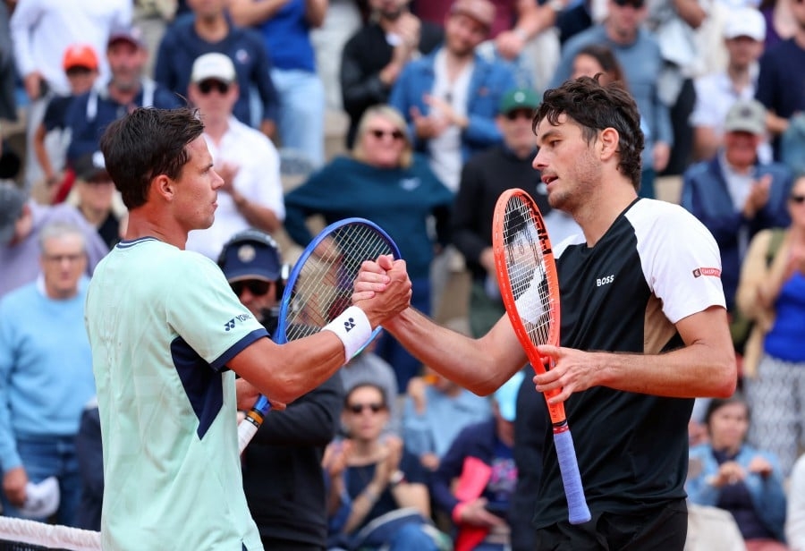 Daniel Altmaier upends Taylor Fritz at French Open