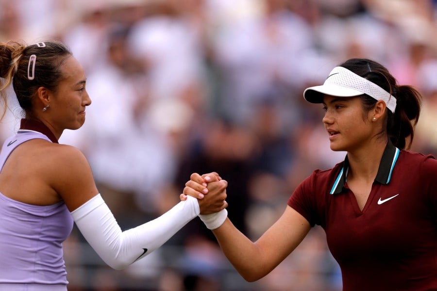 Raducanu not satisfied with level at Queen's after quarter-final exit