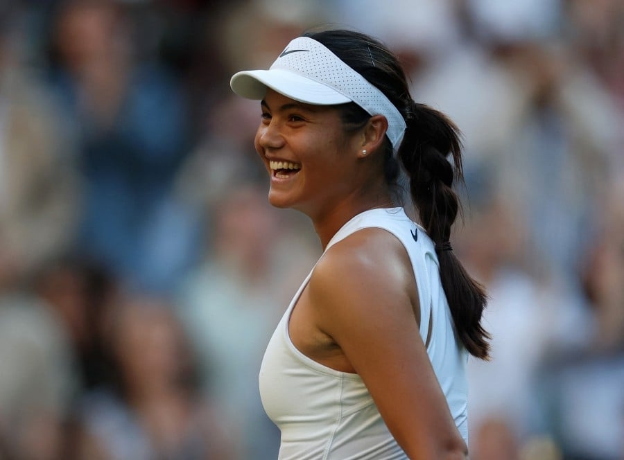 Raducanu back to her carefree best as she knocks out Vondrousova