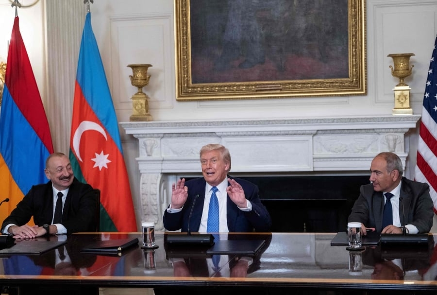 Trump announces peace agreement between Azerbaijan and Armenia