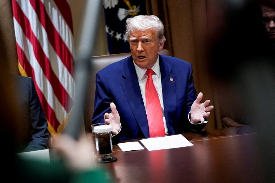 Trump: 'Everyone should immediately evacuate Tehran!'