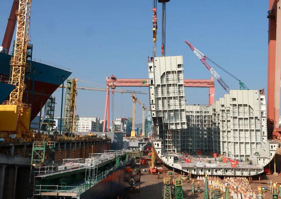 Pakistan to get first US oil shipment as Cnergyico seals import deal