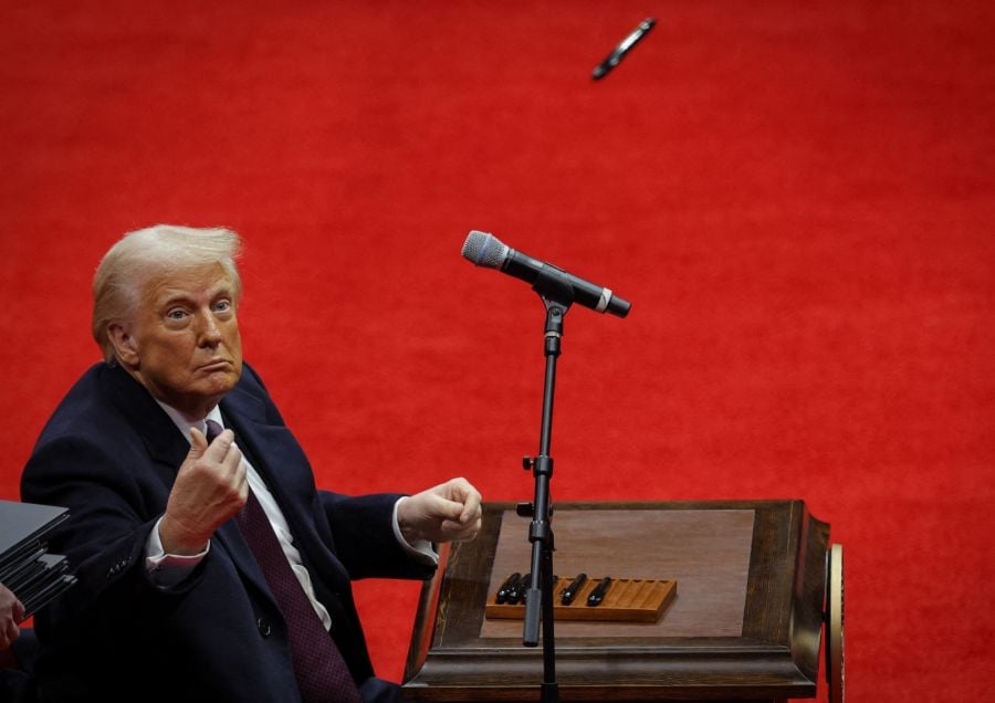 Trump threatens 100pct tariffs on Russia without Ukraine deal in 50 days