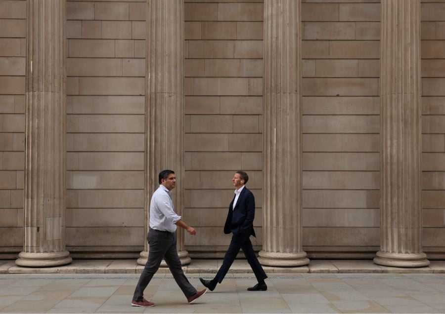 UK unemployment rises to near four-year high: official