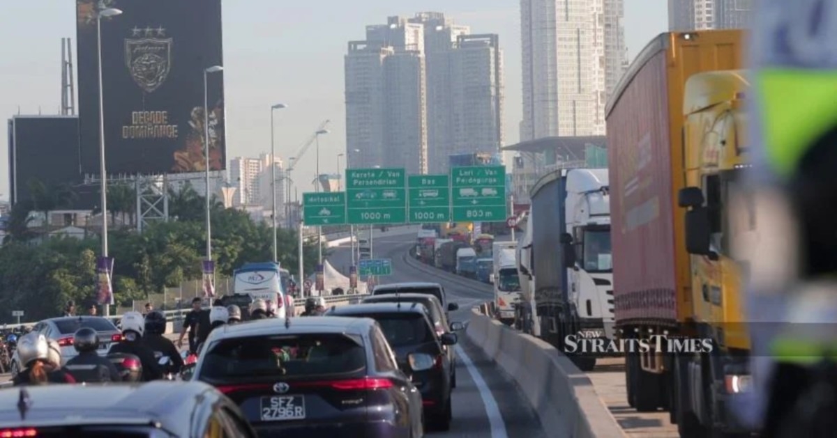 Singapore vehicle owners must activate VEP by July 1 or face fines