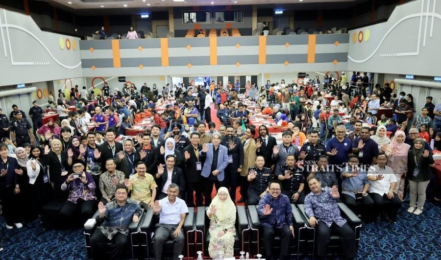 Wan Azizah calls for chess to be key in youth development