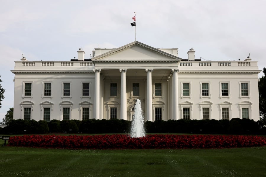G7 agrees to avoid higher taxes for US and UK companies
