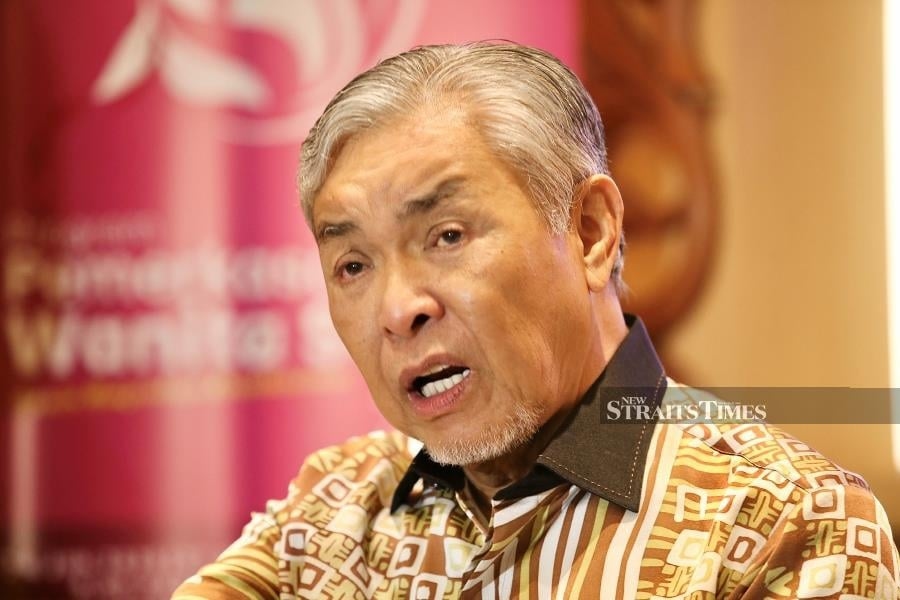 Zahid: Immediate aid for fire victims in Bagan Datuk