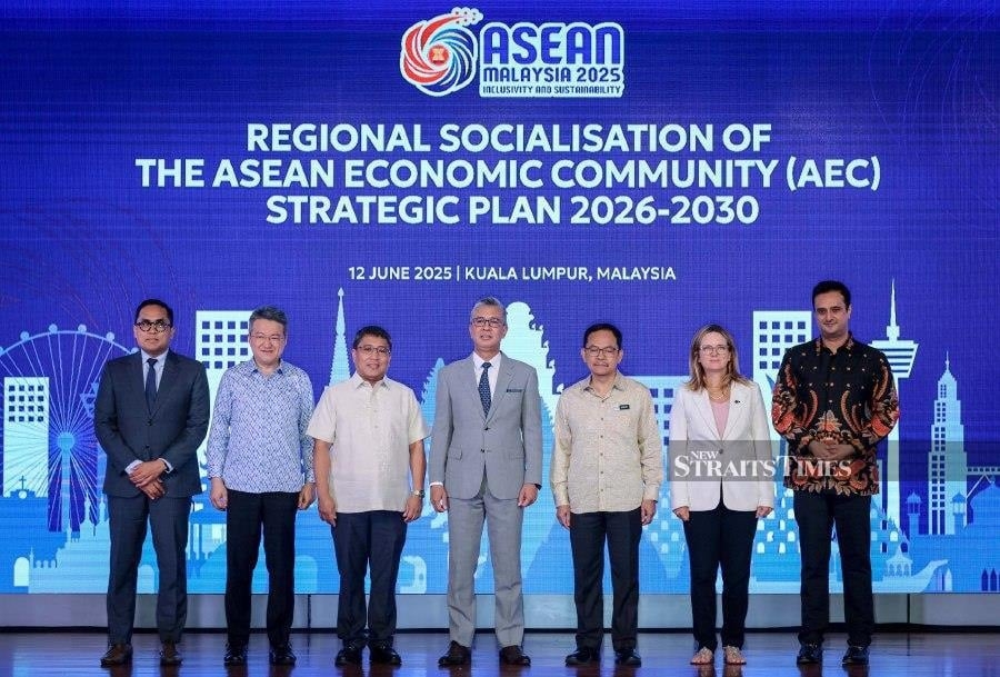 Asean targets US$2tri digital economy under new strategic plan