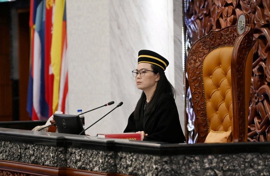Parliament: Tempers flare as opposition MP issues May 13 'warning' over 13MP