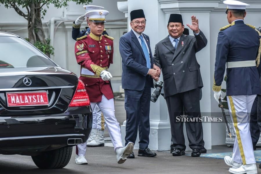 Asean cannot afford division, says Anwar