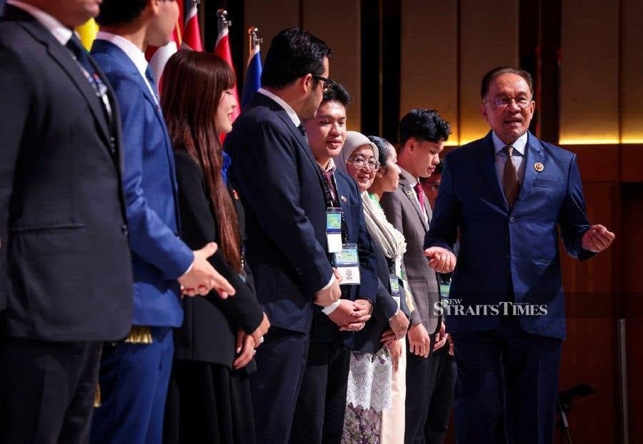 Asean's future starts now: Anwar urges youth to lead the way