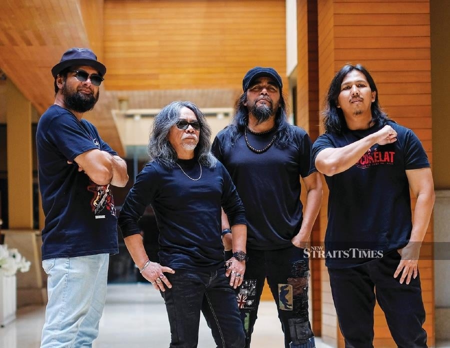 #SHOWBIZ: Rock with a sweet bite