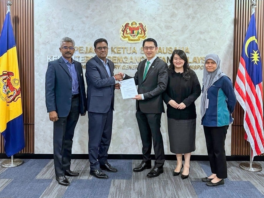 Azam Jaya wins RM121mil Tawau Airport upgrade job