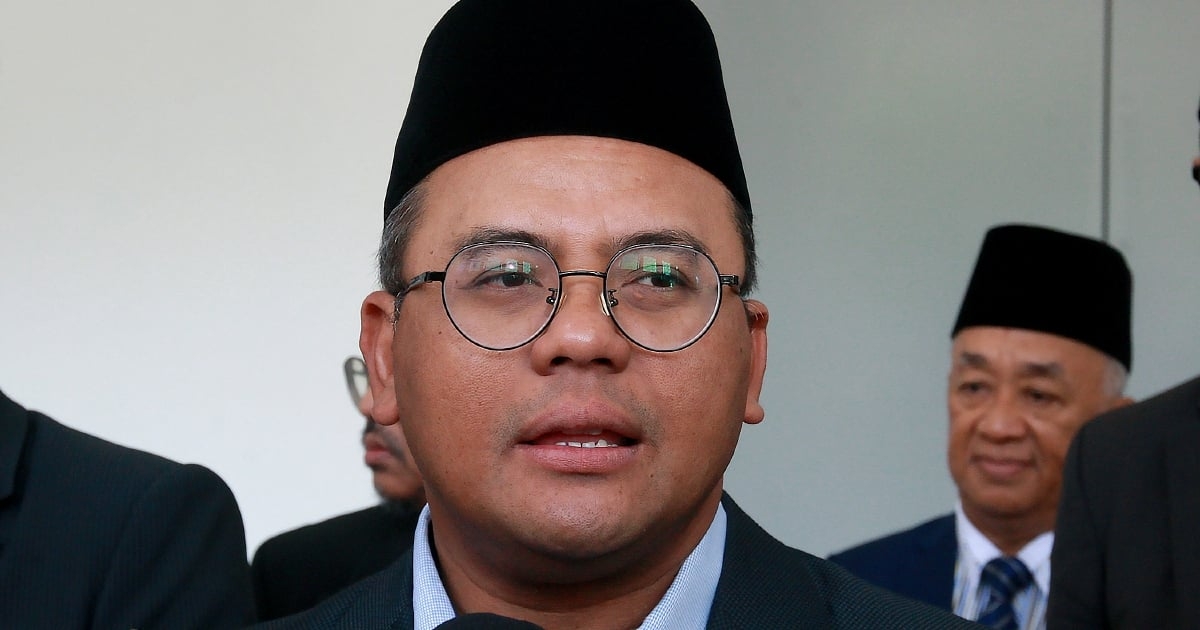 Selangor PH backs Amirudin to remain as MB