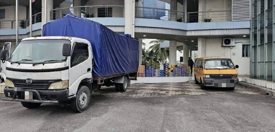 Klang man caught using school van to move untaxed liquor