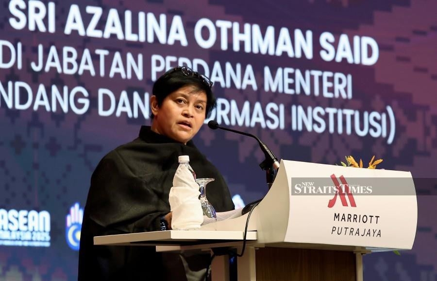 Azalina: Madani reforms making real progress, not just rhetoric