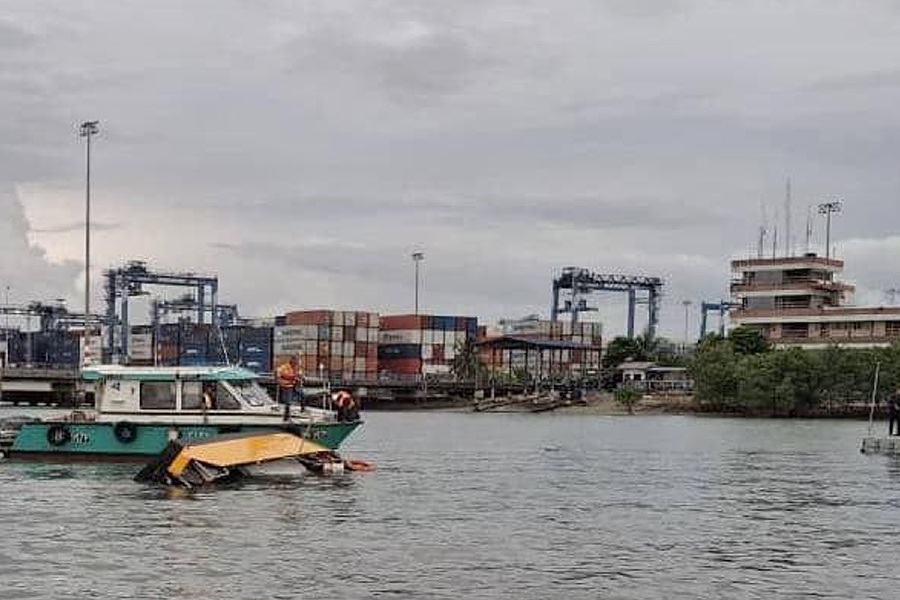 Three dead, couple missing after boat capsizes off Port Klang