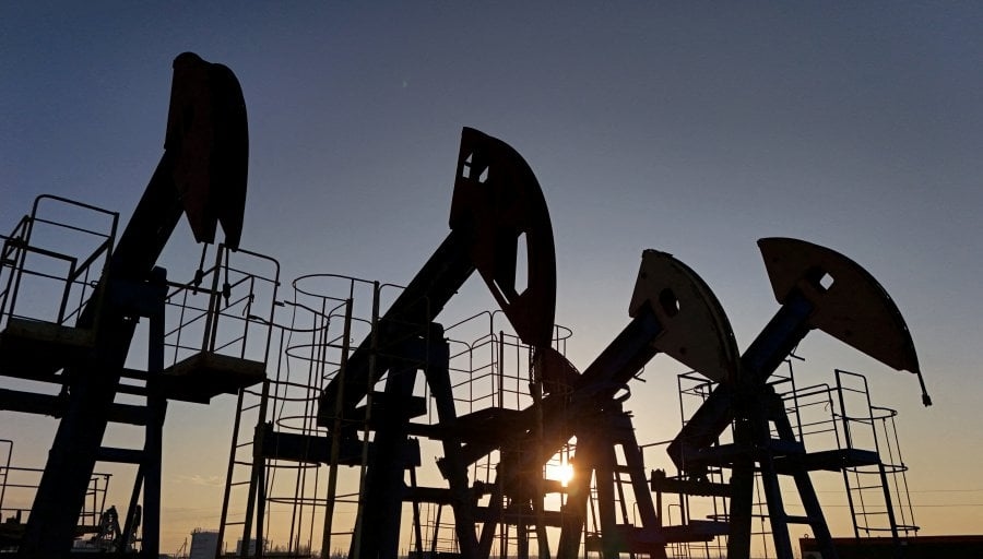 Oil prices jump 3pct as Iran suspends cooperation with UN nuclear watchdog