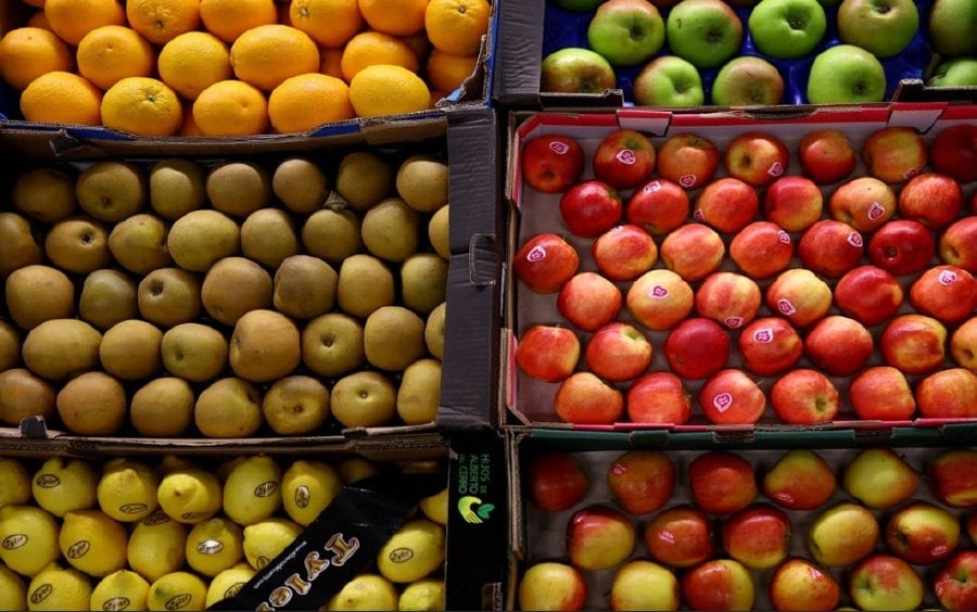 Fruit SST exemption a step in the right direction, but broader reforms needed, say consumer and health groups