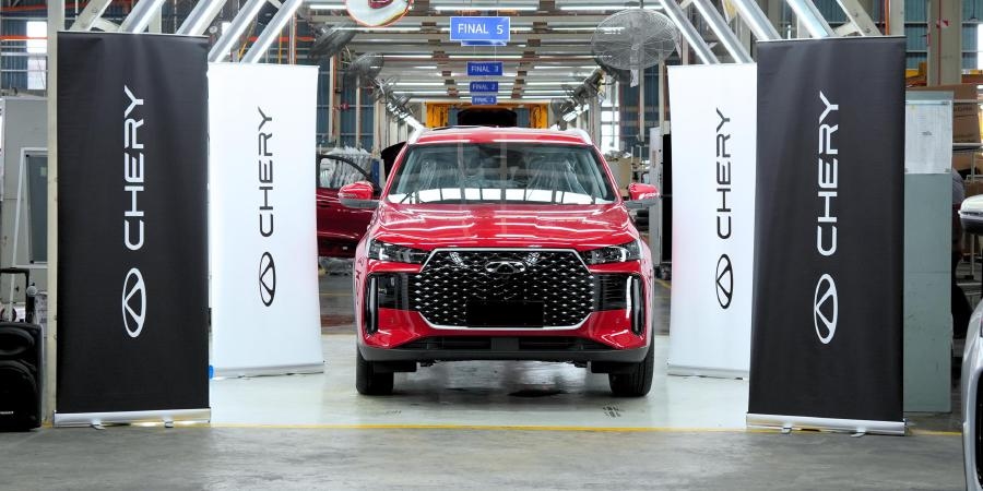 Locally-assembled Chery Tiggo Cross rolls off the Inokom line